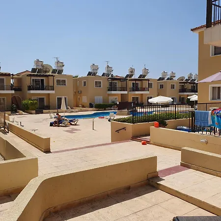 Sirena Sunrise, Apartment 4 Paphos