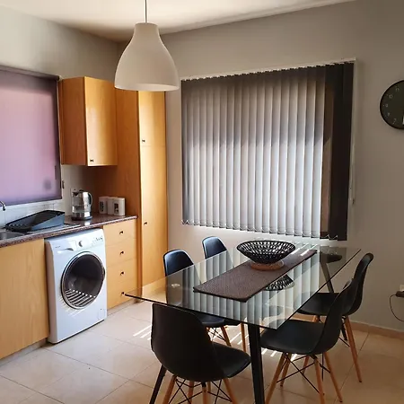 Sirena Sunrise, Apartment 4 Paphos